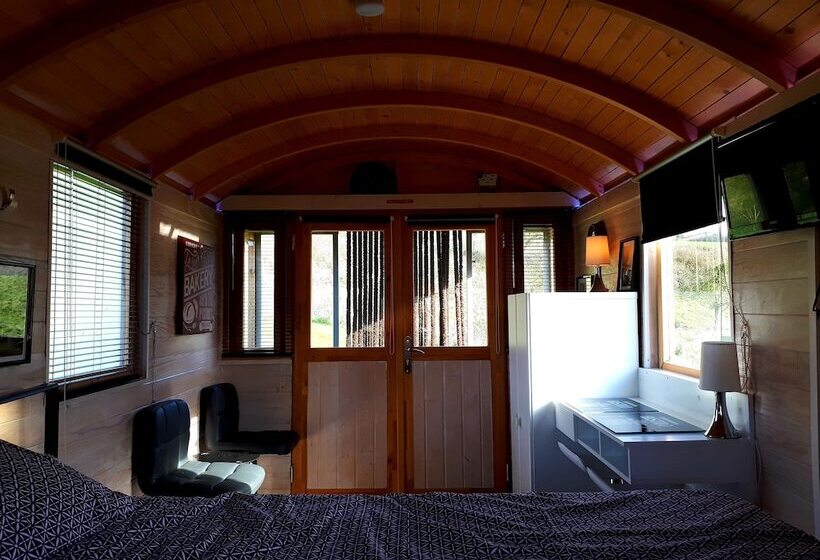 ベッドアンドブレックファースト La Longère Des Nuits De Varenne