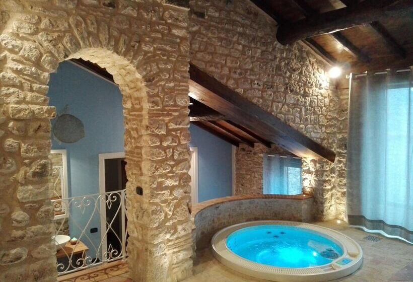 مبيت وإفطار Locanda Il Falco Nero