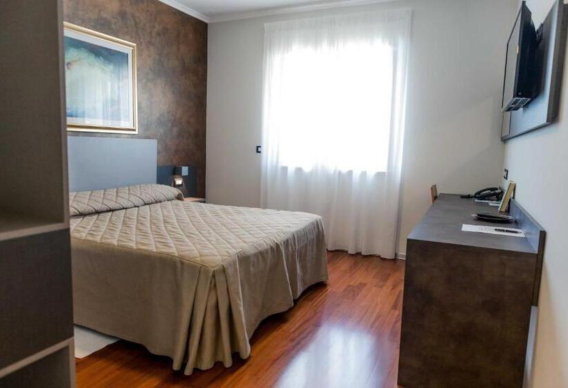 Halanus Hotel And Resort
