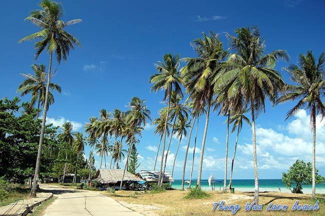 هتل Albatross Guesthouse @ Thungwualaen Beach