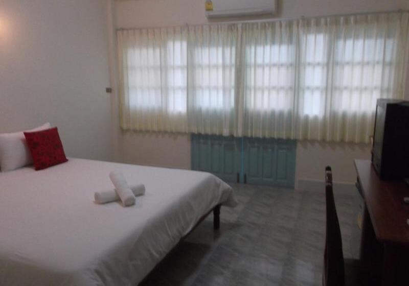 هتل Albatross Guesthouse @ Thungwualaen Beach