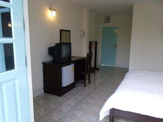 هتل Albatross Guesthouse @ Thungwualaen Beach
