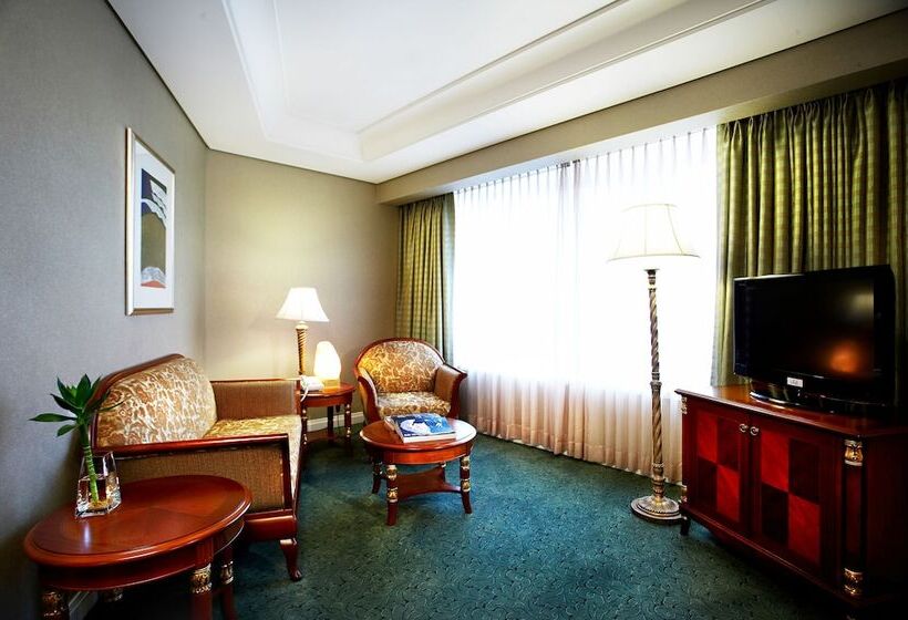 High1 Grand Hotel Main Tower