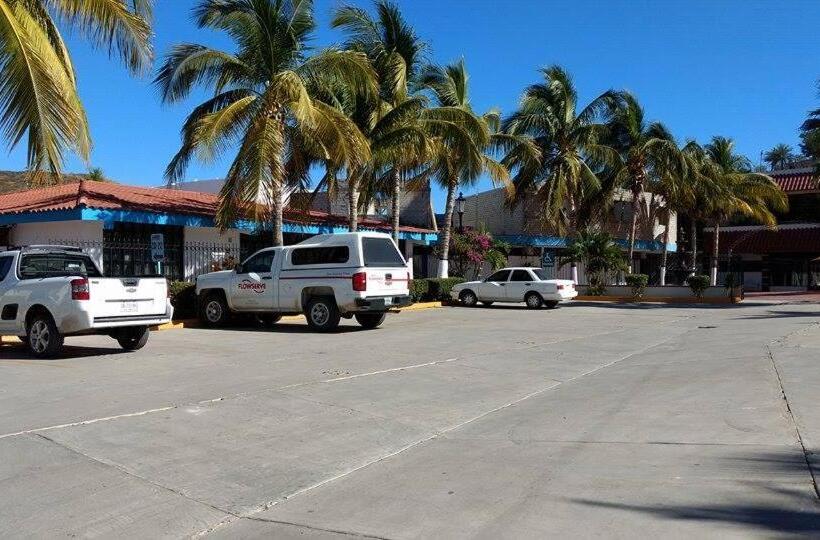 هتل Marina Topolobampo