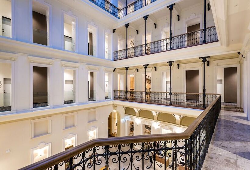 Fotos del hotel Moments Budapest:  6