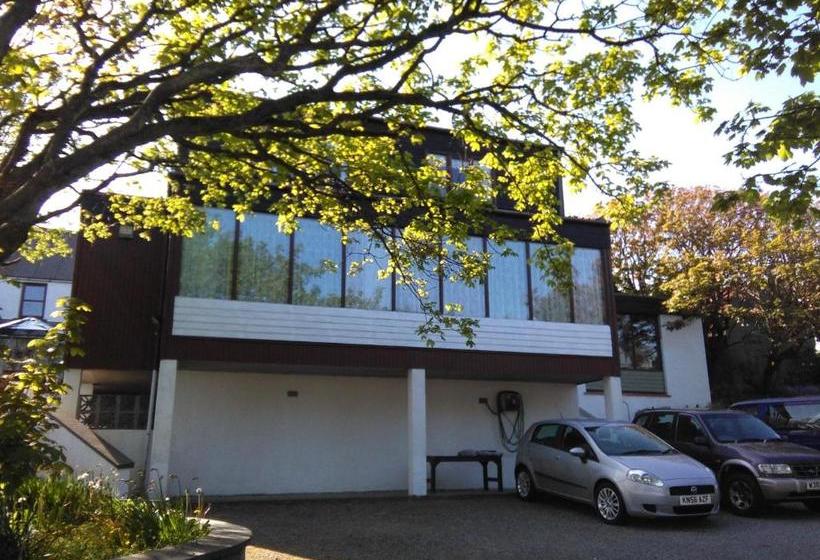 בית מלון כפרי Orca Country Inn