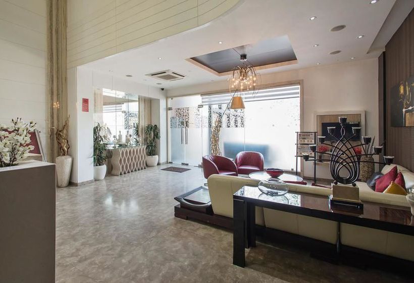 Fotos del hotel Oyo Premium Raja Park:  16