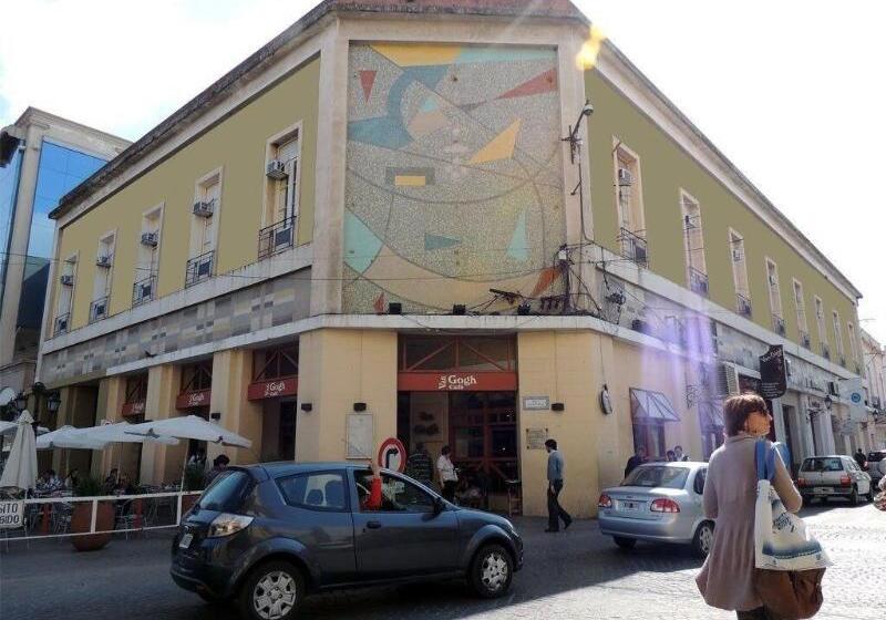 هتل Plaza