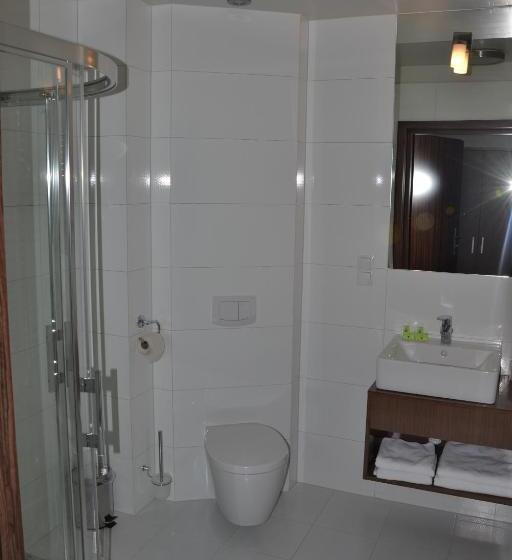 ホテル Pod Dębem