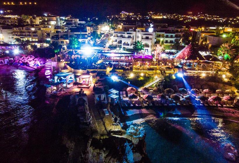 Fotos del hotel Porto Greco Village Beach:  56
