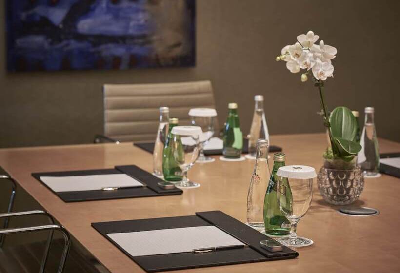 Fotos del hotel Shangrila Apartments:  40