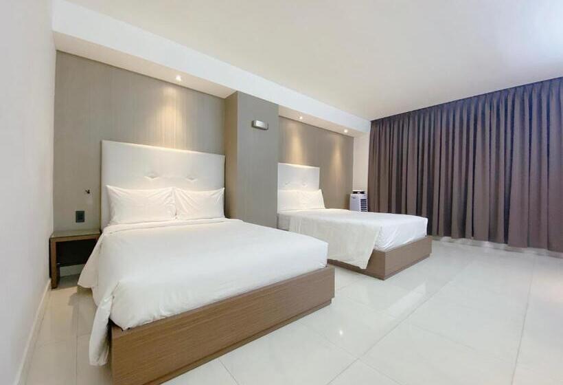 Fotos del hotel The Luxe:  48
