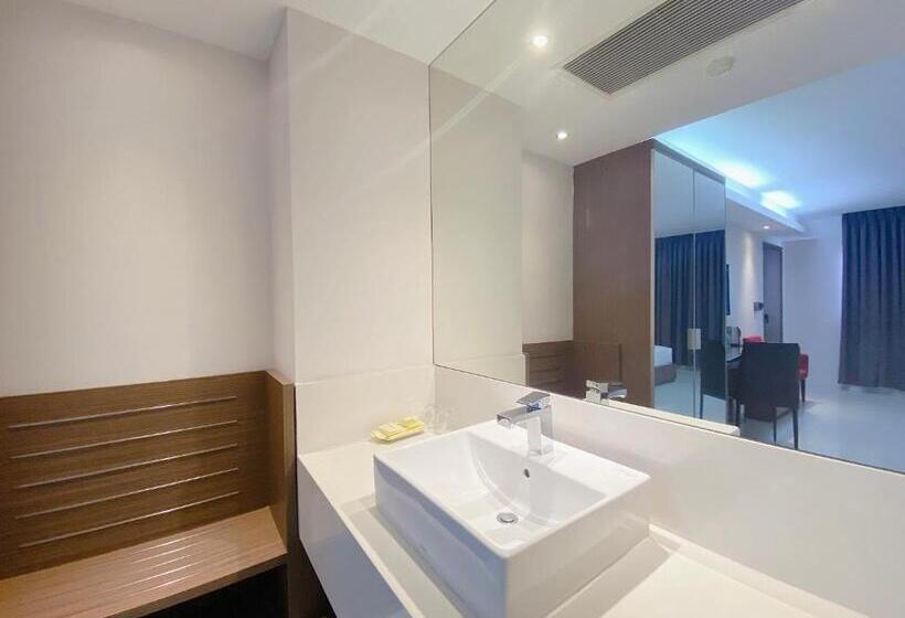 Fotos del hotel The Luxe:  35