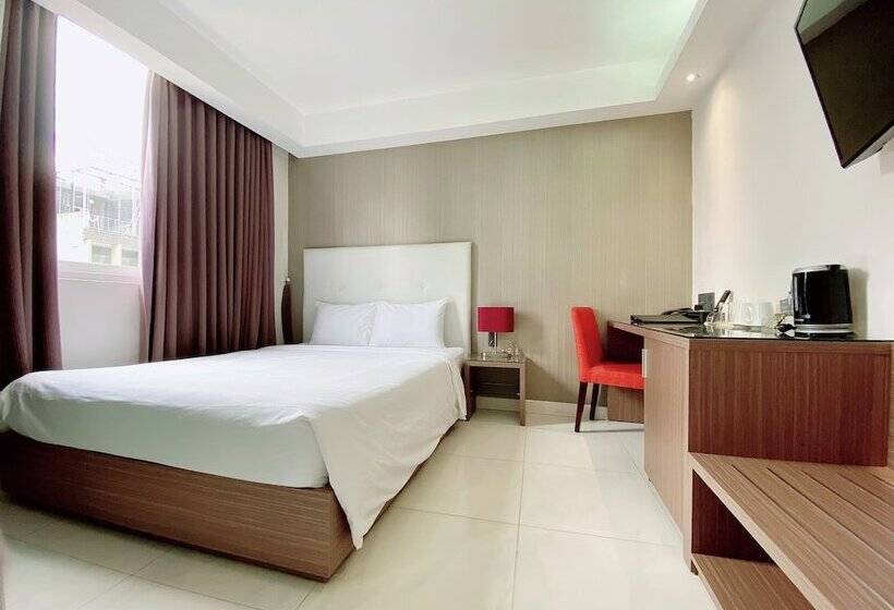 Fotos del hotel The Luxe:  5