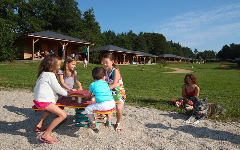 Отель Vacanceole Le Domaine Des Monedieres
