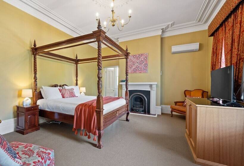 پانسیون Clydesdale Manor