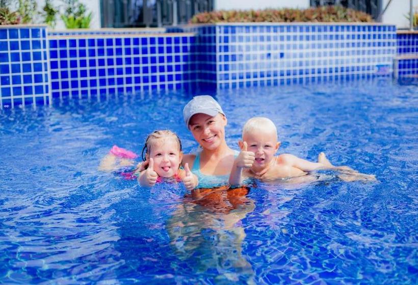 استراحتگاه Woovo Phuket Kata