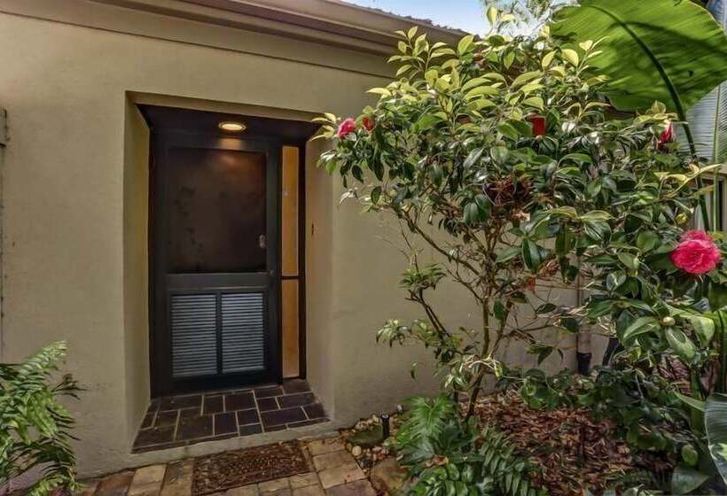 1217 Lagoon Villas