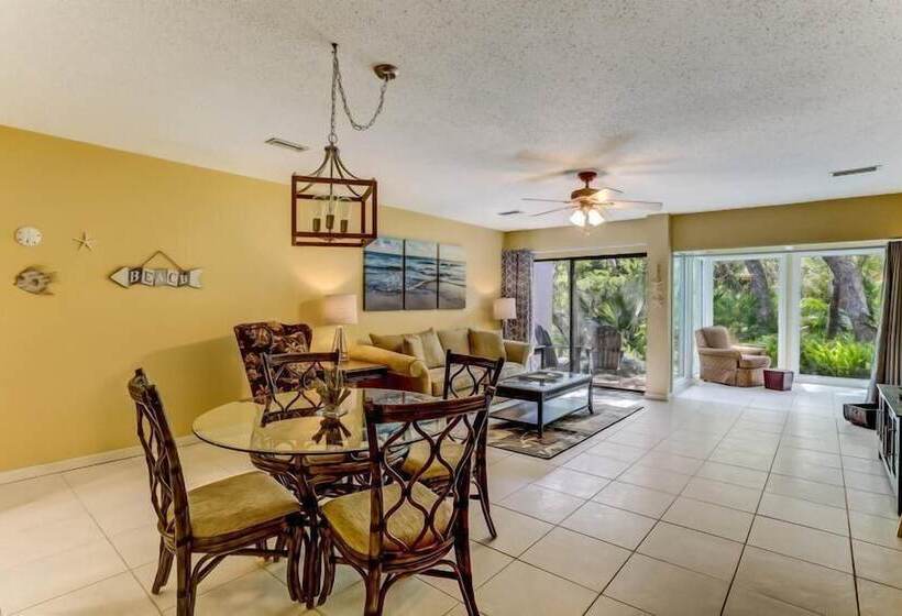 1217 Lagoon Villas