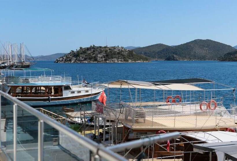 Buena Vista Hotel & Restaurant