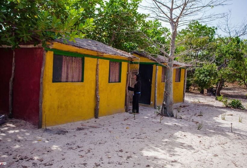 هتل Bonobo Lodge