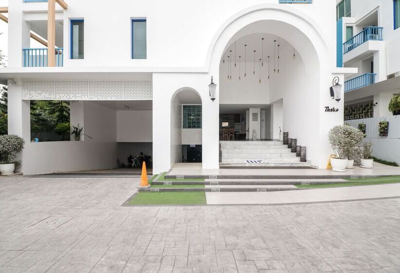 فندق Costa Village Jacuzzi Bangsaray