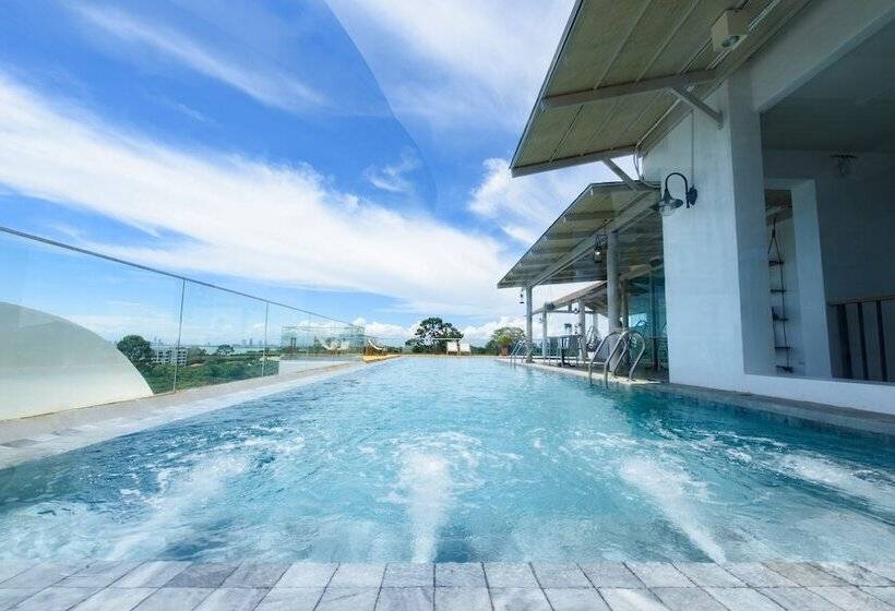 فندق Costa Village Jacuzzi Bangsaray