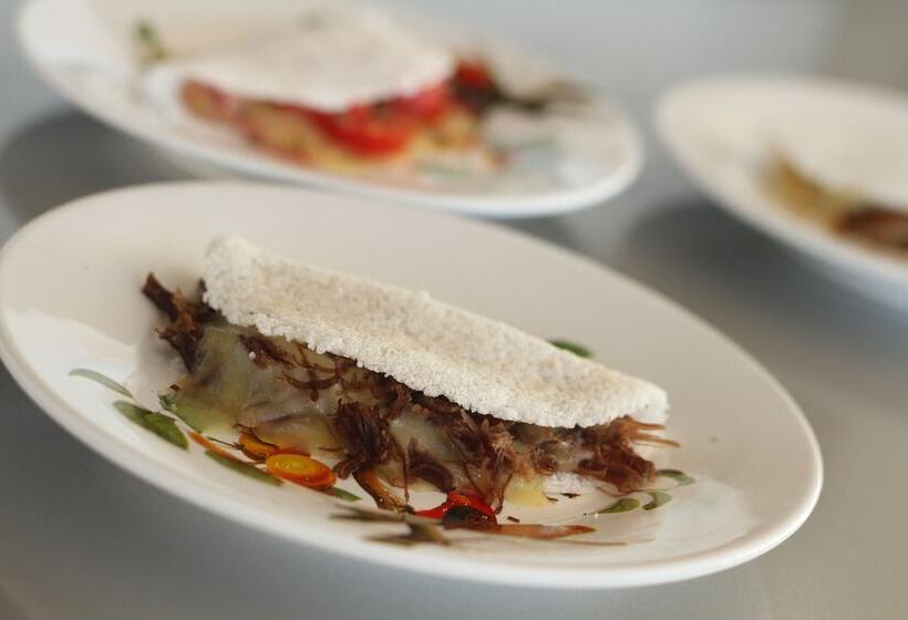 בית מלון כפרי Gurgueia Palace