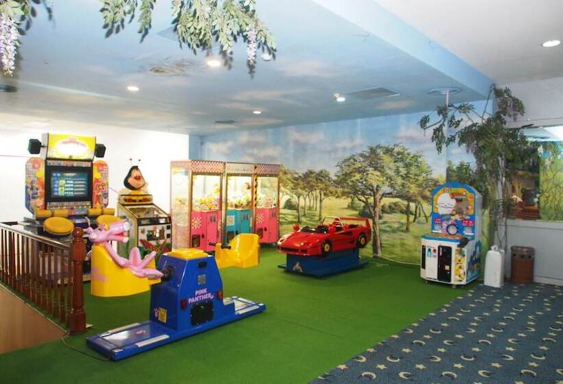 هتل Life Leisure Resort