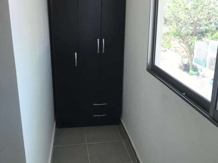 هتل Posada La Casa De Majo