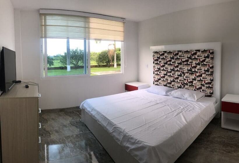 هتل Waja San Alejo