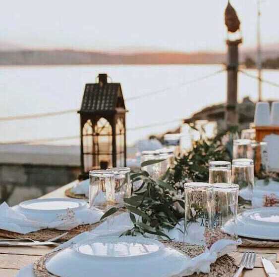 Lavantali Konak  Taşev Otel Ve Restoran