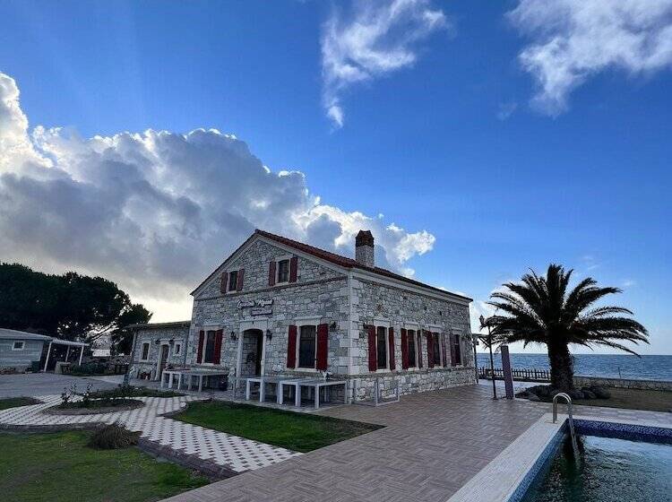 Lavantali Konak  Taşev Otel Ve Restoran