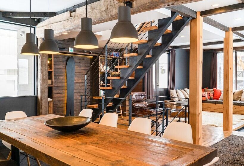 Momiji Lodge