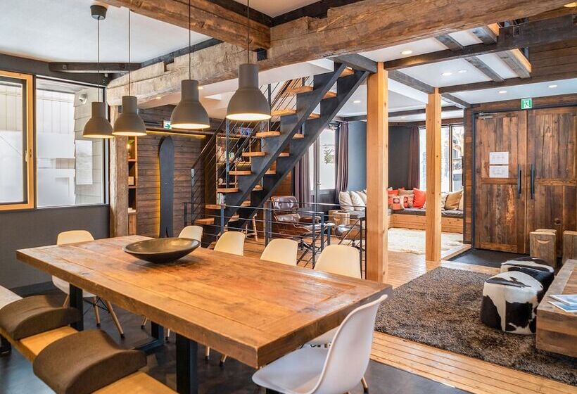 Momiji Lodge