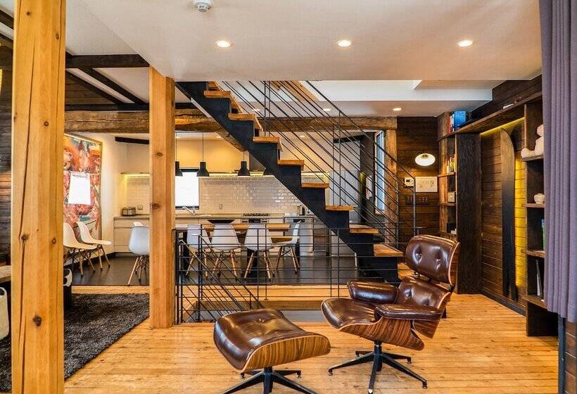 Momiji Lodge