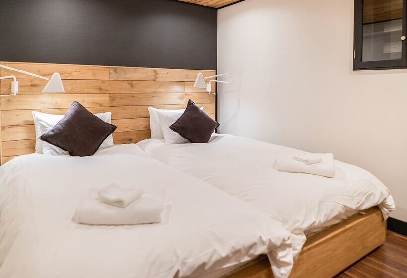 Momiji Lodge