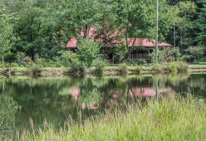 Bear Lake Lodge