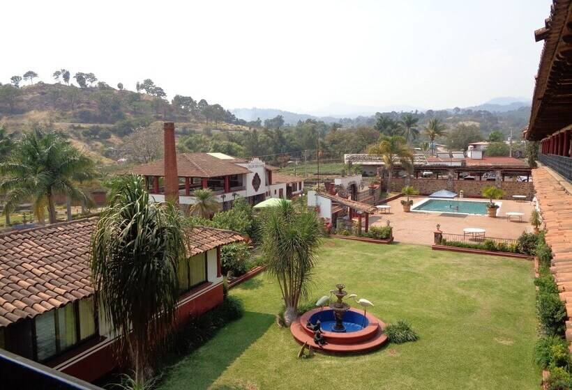 هتل Campestre Hacienda Caracha