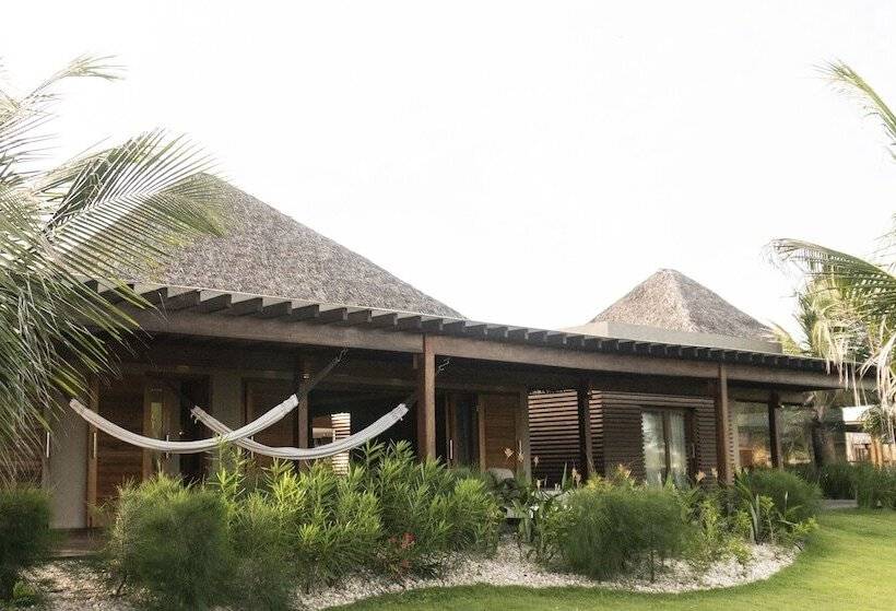 هتل Casana