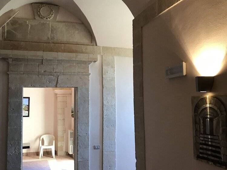 هتل Eremo Madonna Delle Grazie