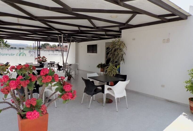 هتل Santa Clara Ocaña