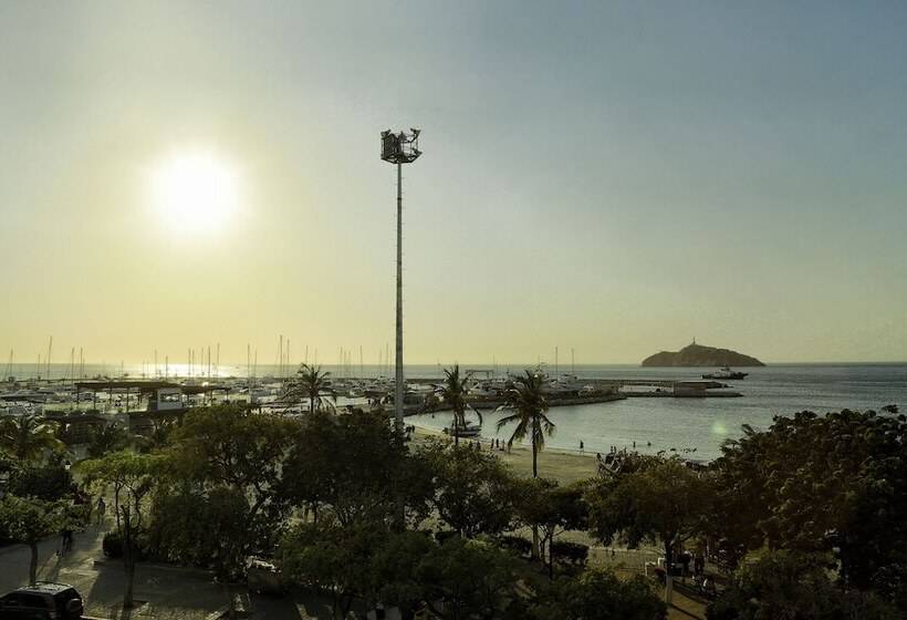 هتل Sol Inn   Santa Marta