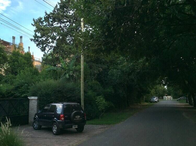 بنسيون Casa De La Visitación