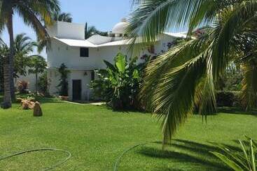 پانسیون Quinta Risas Del Sol