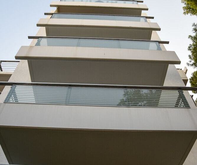 پانسیون The Coolest Loft & Terrace Varkiza Sv