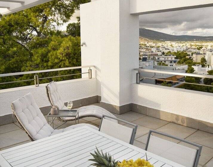پانسیون The Coolest Loft & Terrace Varkiza Sv