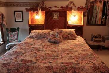 تختخواب و صبحانه Prairie Creek Inn