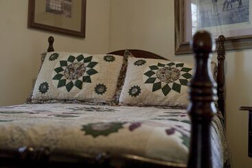 تختخواب و صبحانه Prairie Creek Inn