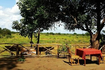 تختخواب و صبحانه Selous Adili Forest Camp